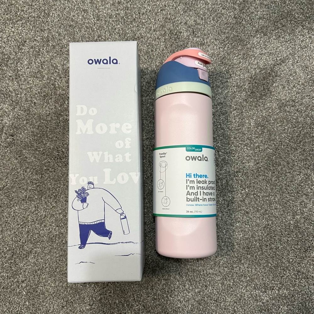 Brand new 24 oz Owala FreeSip “Good Egg”